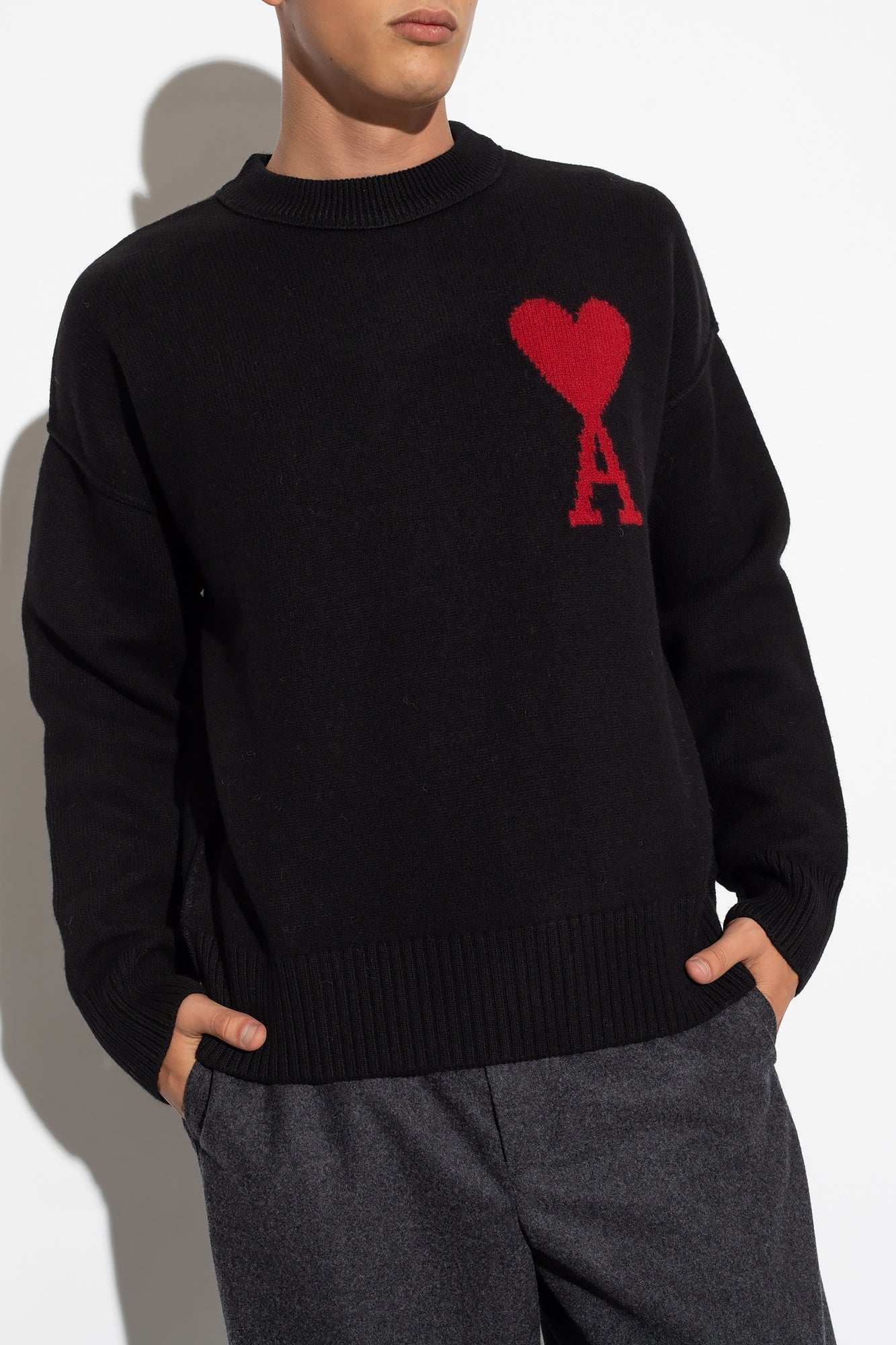 Ami Alexandre Mattiussi BLACK Wool sweater  BFUKS006 018 M-009