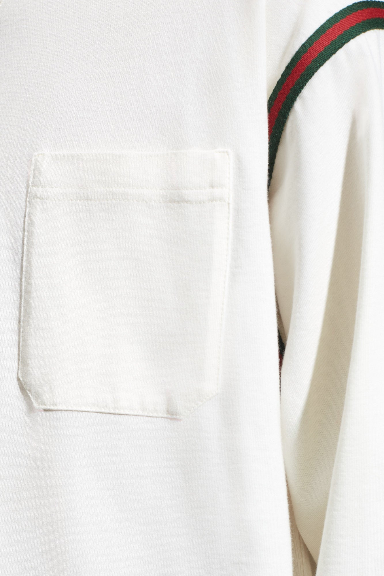 Gucci cream T-shirt with long sleeves  768441 XJF3T-9088