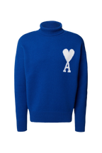 Ami Paris светр з високим горлом і монограмою Ami de Coeur синій