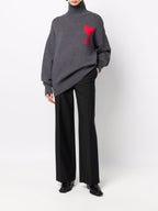 Ami Paris светр з високим горлом і монограмою Ami de Coeur сірий