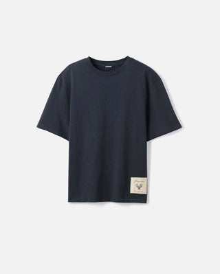 jacquemus-the-torneo-short-sleeve-t-shirt-TSM00624-AJ00045-3EO