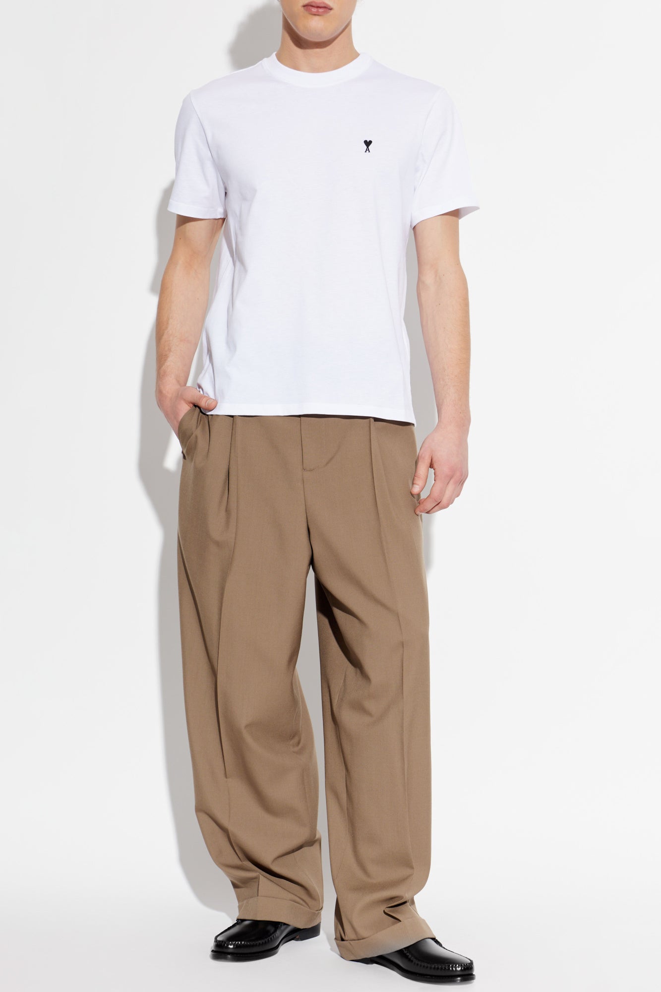 Ami Paris WHITE T-shirt with embroidered logo