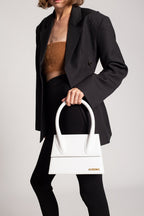 Jacquemus WHITE ‘Le Grand Chiquito’ shoulder bag  213BA03-213 300-100