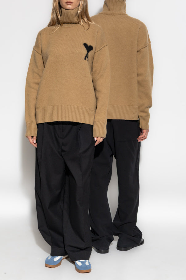 Ami Alexandre Mattiussi
Ami Alexandre Mattiussi beige Wool turtleneck
