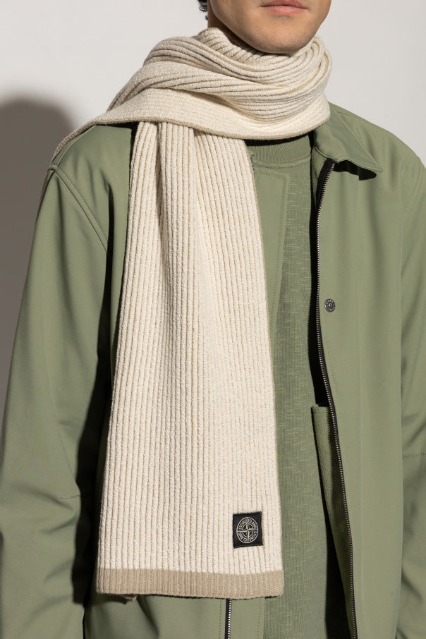 Stone Island
Stone Island cream Scarf with logo patch