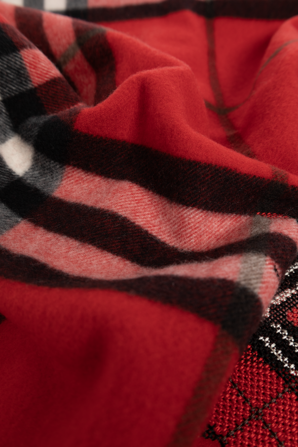 Burberry
Burberry RED Cashmere scarf
