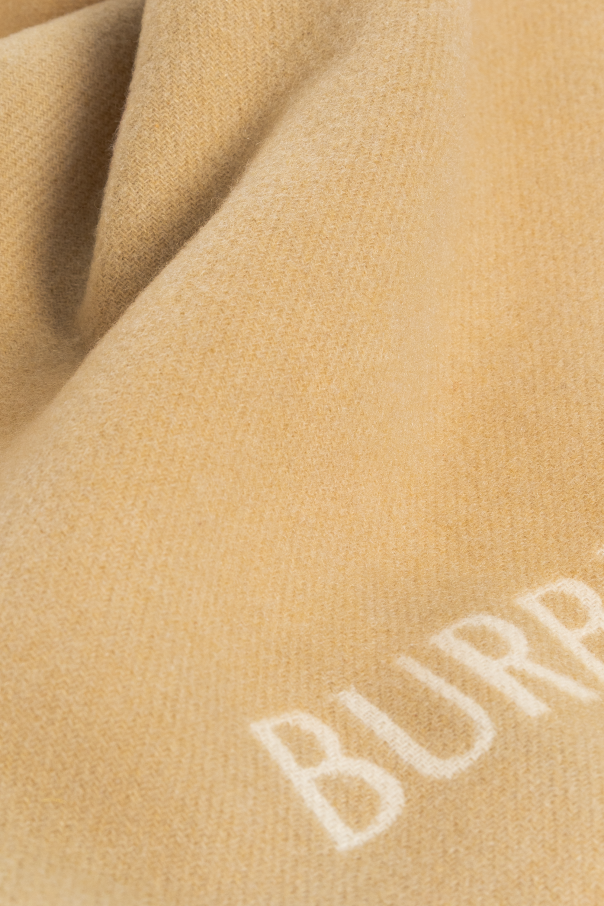 Burberry
Burberry beige Scarf with embroidered logo