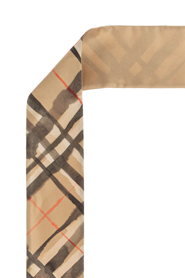 Burberry
Burberry beige Silk scarf