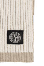 Stone Island
Stone Island cream Scarf with logo patch