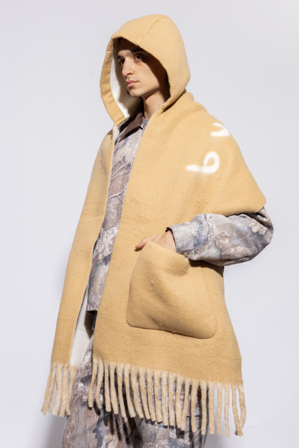 Burberry
Burberry beige Scarf with hood