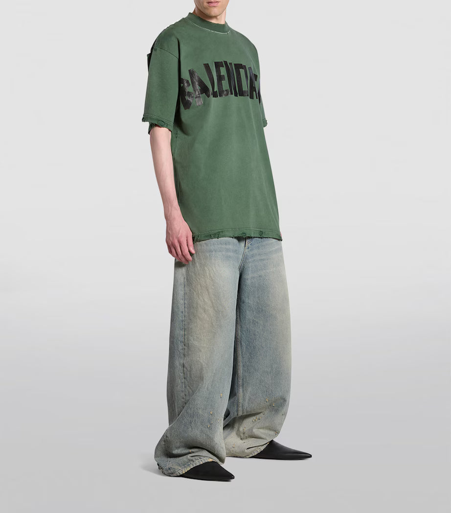 balenciaga-oversized-logo-t-shirt-000000000007606618