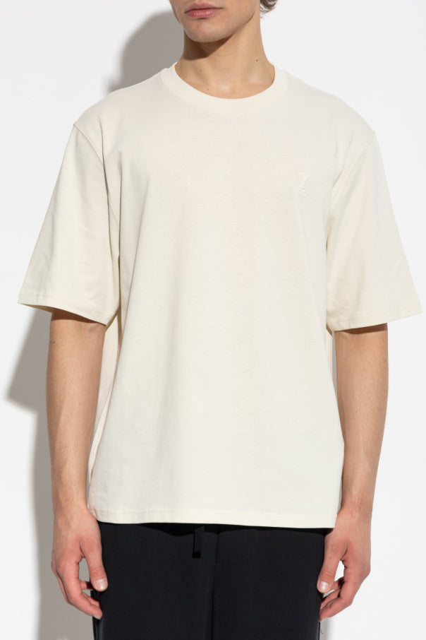 Ami Alexandre Mattiussi
Ami Alexandre Mattiussi cream T-shirt with logo