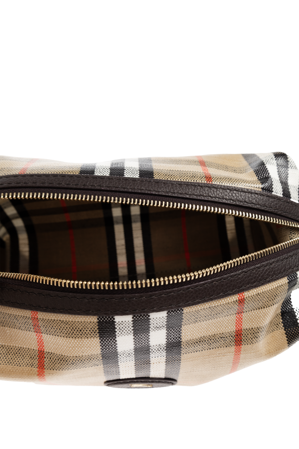 Burberry
Burberry beige Cosmetic bag with logo