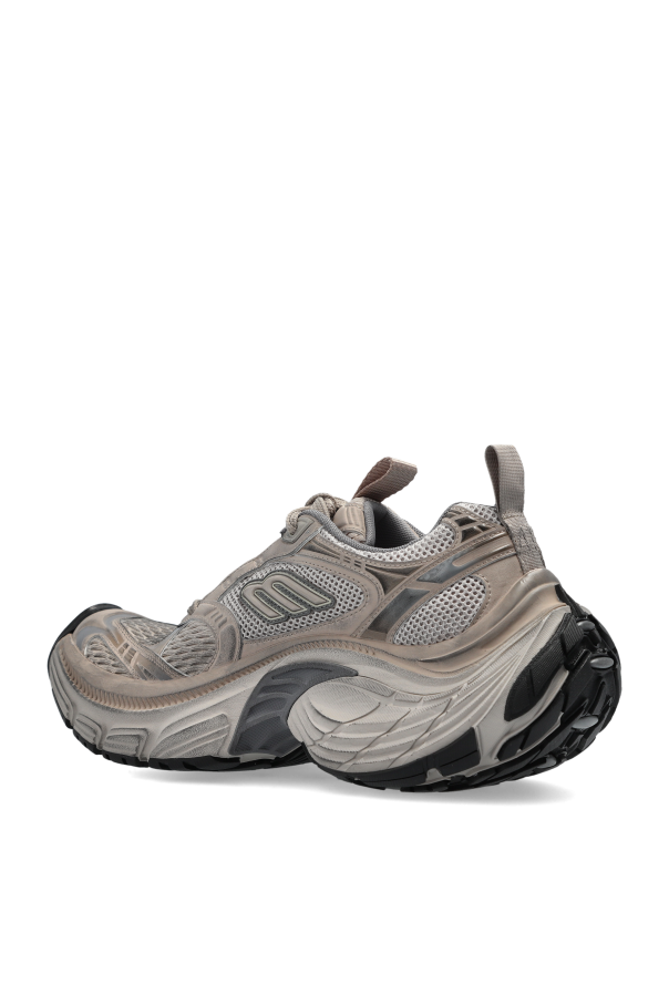 Balenciaga
Balenciaga beige Sneakers 6XL