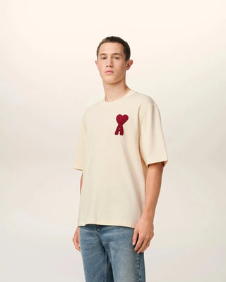 ami-paris-t-shirt-ami-de-coeur-beige-ss25-HTS065-726-136
