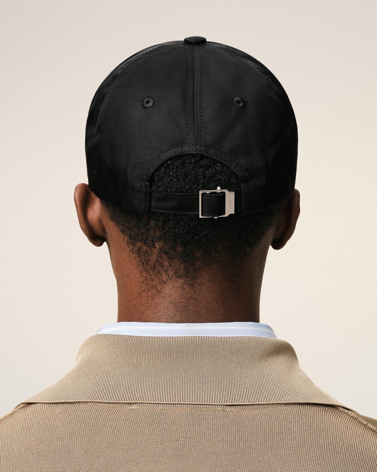 ami-paris-cap-ami-de-coeur-black-fw25-UCP023-PA0007-001