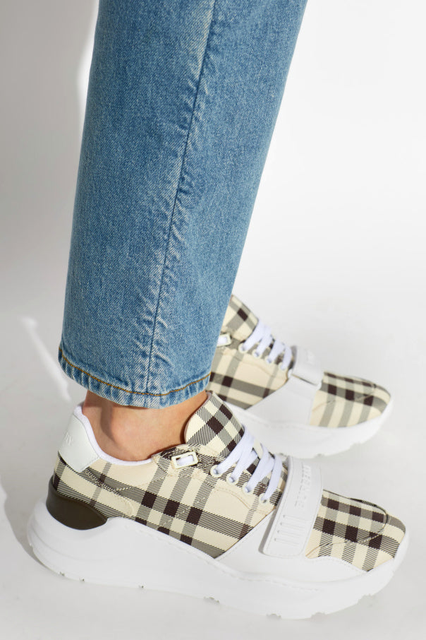 Burberry cream Sports shoes 2