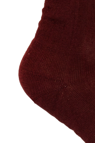 Maison Margiela BURGUNDY Tabi cut-out socks 3