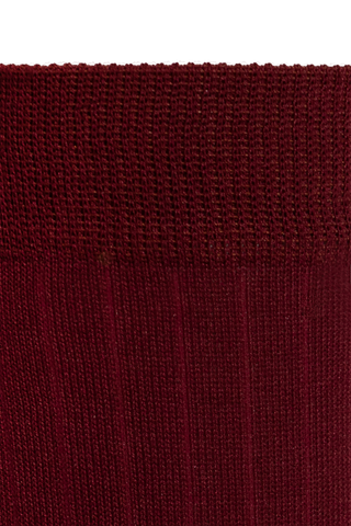 Maison Margiela BURGUNDY Socks with 'Tabi' cutout 2