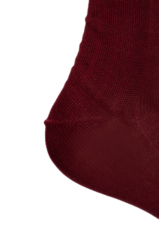 Maison Margiela BURGUNDY Socks with 'Tabi' cutout 4
