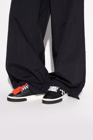 Off-White BLACK Sneakers New Low Vulcanized 2