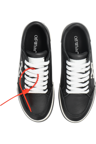 Off-White BLACK Sneakers New Low Vulcanized 6