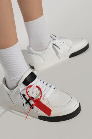 Off-White WHITE Sneakers New Low Vulcanized 2