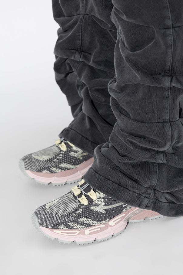 Off-White GREY ‘Be Right Back Knit’ sports shoes 2